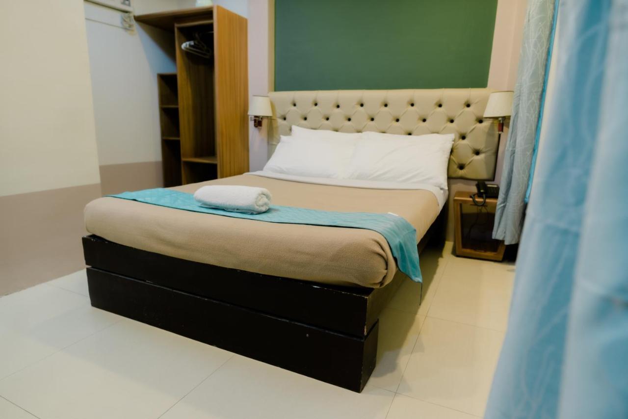 The Horizon Suites And Arcade General Santos City Dış mekan fotoğraf