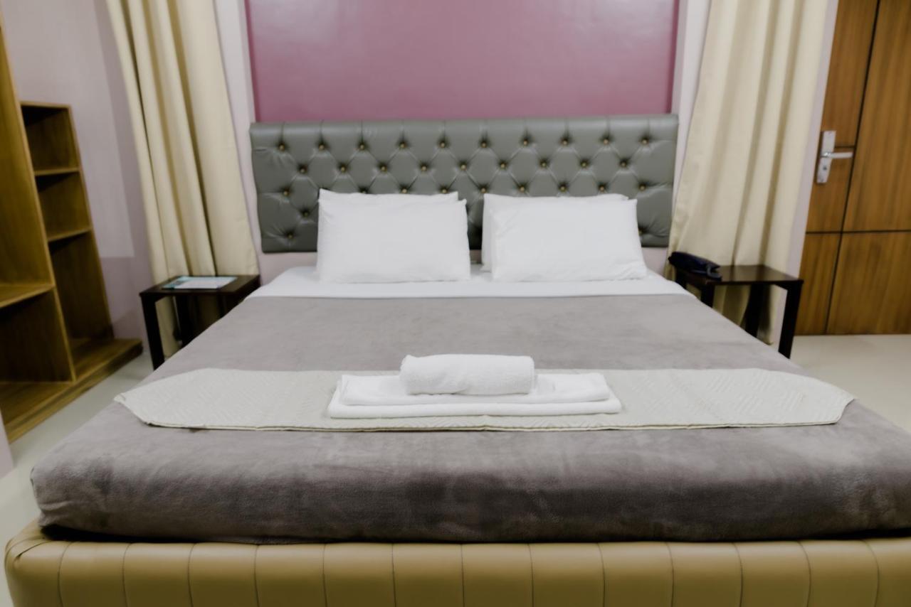 The Horizon Suites And Arcade General Santos City Dış mekan fotoğraf